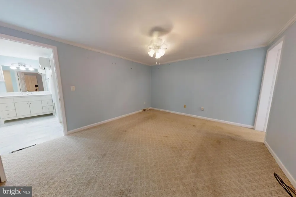 1 VICTORIA COURT Easton, MD 21601