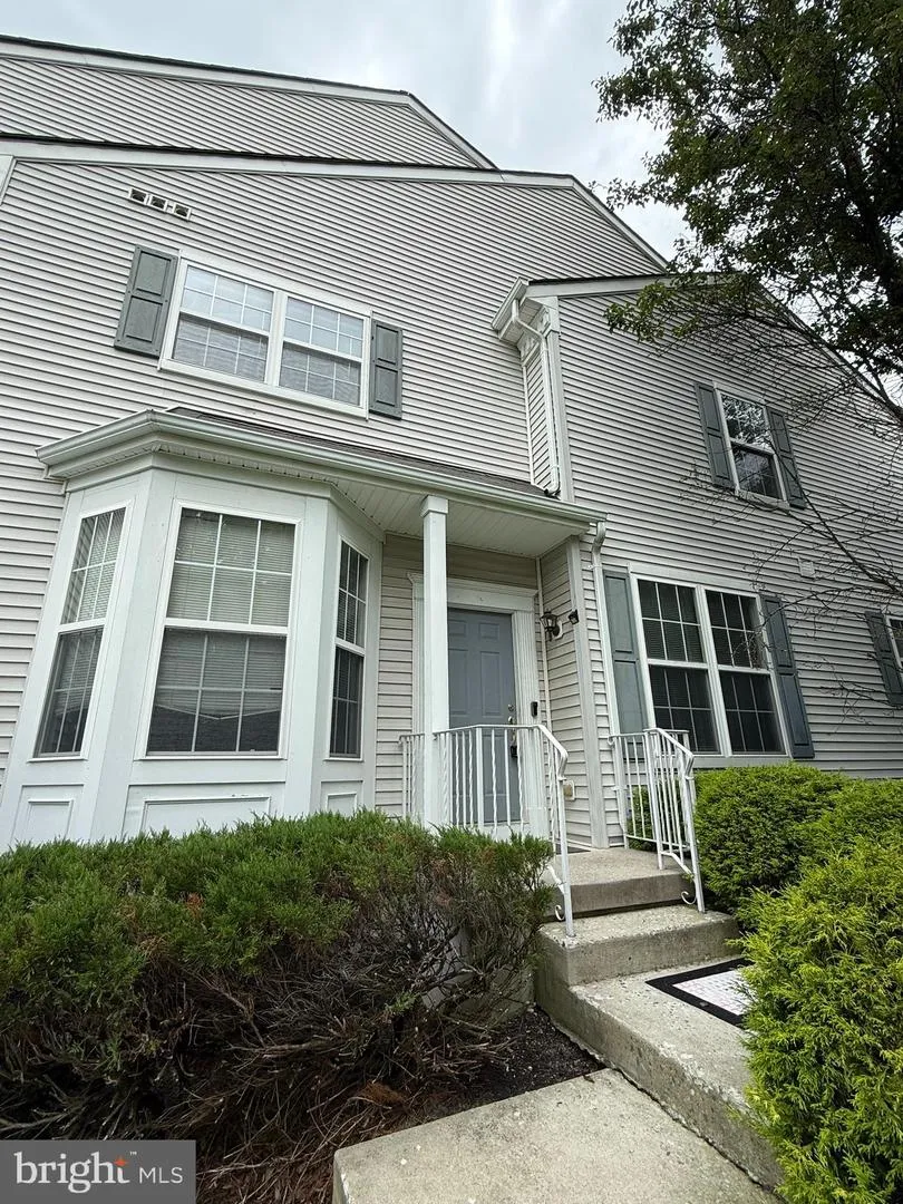 47 ROSS WAY Marlton, NJ 08053