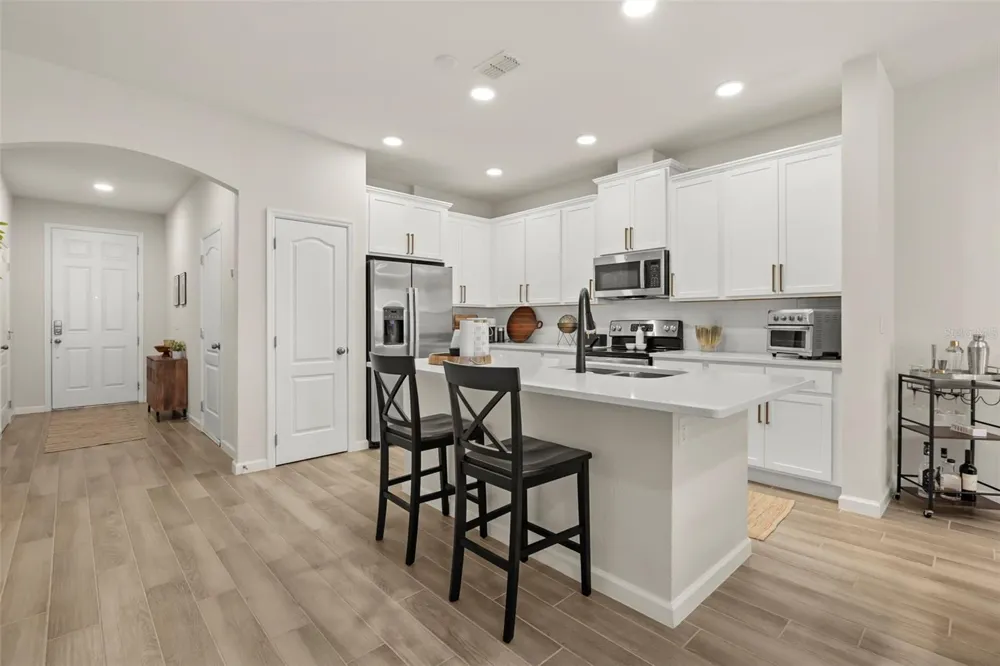3040 PILOT HOUSE PLACE Oviedo, FL 32765