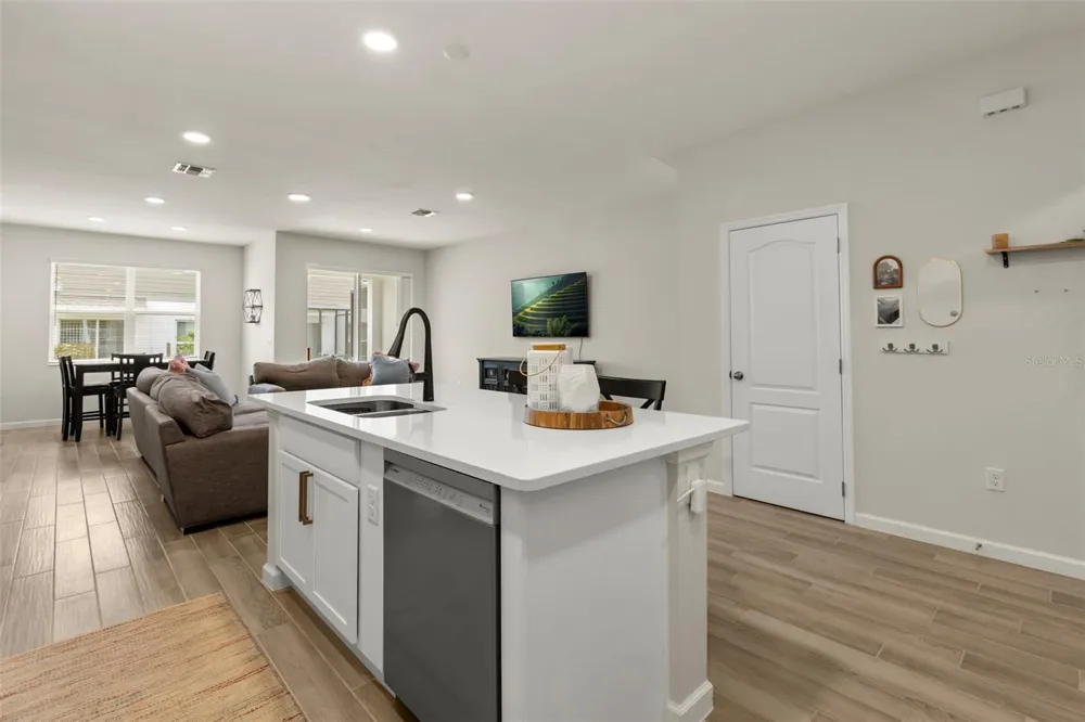 3040 PILOT HOUSE PLACE Oviedo, FL 32765