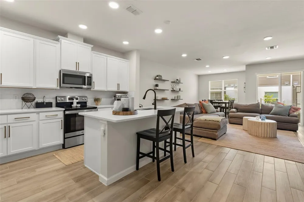 3040 PILOT HOUSE PLACE Oviedo, FL 32765
