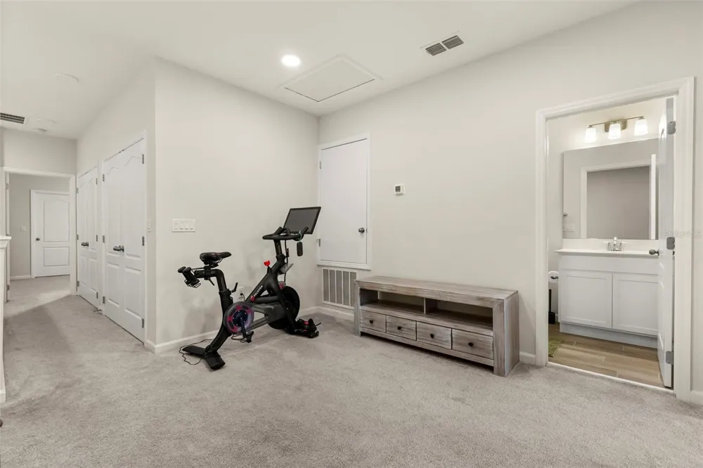 3040 PILOT HOUSE PLACE Oviedo, FL 32765