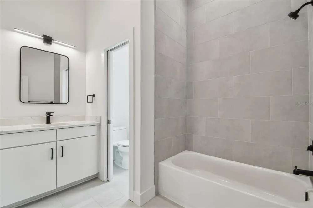 3826 POMPANO DRIVE SE St Petersburg, FL 33705
