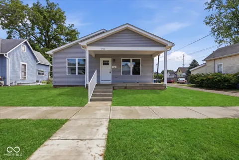 734 Center Street