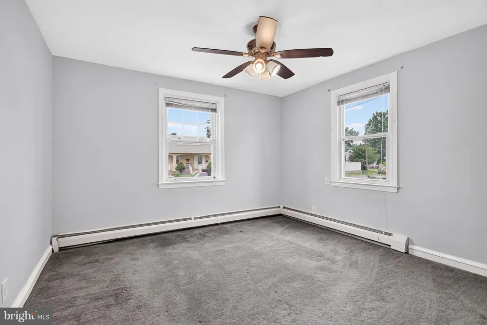 919 HARTEL AVENUE Philadelphia, PA 19111