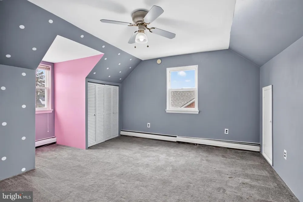 919 HARTEL AVENUE Philadelphia, PA 19111