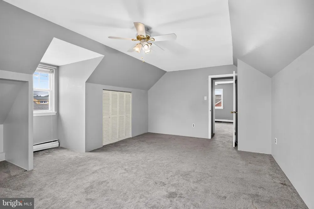 919 HARTEL AVENUE Philadelphia, PA 19111