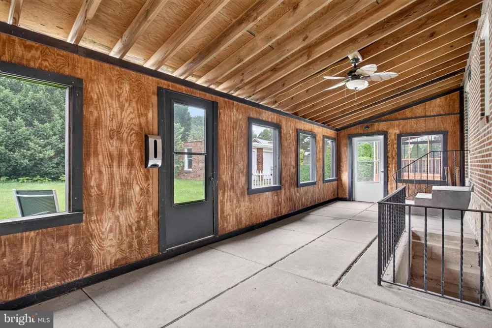 919 HARTEL AVENUE Philadelphia, PA 19111