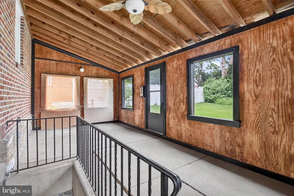 919 HARTEL AVENUE Philadelphia, PA 19111