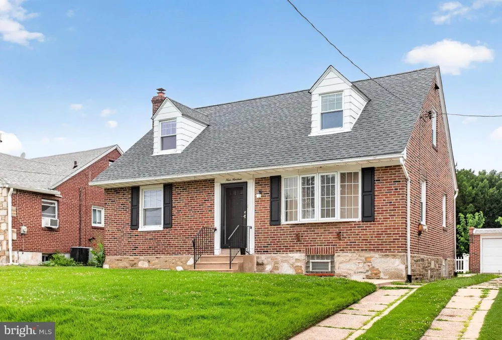 919 HARTEL AVENUE Philadelphia, PA 19111
