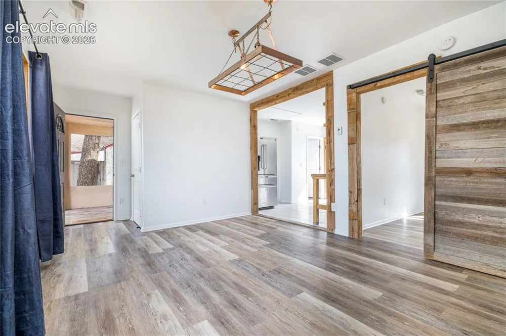 207 Hancock Avenue Colorado Springs, CO 80903