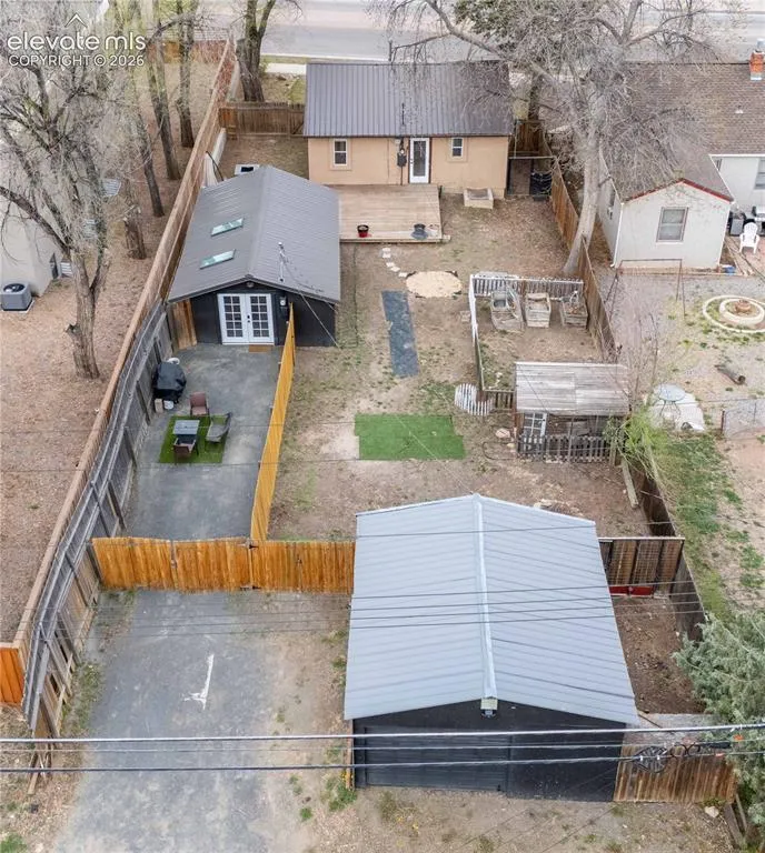 207 Hancock Avenue Colorado Springs, CO 80903
