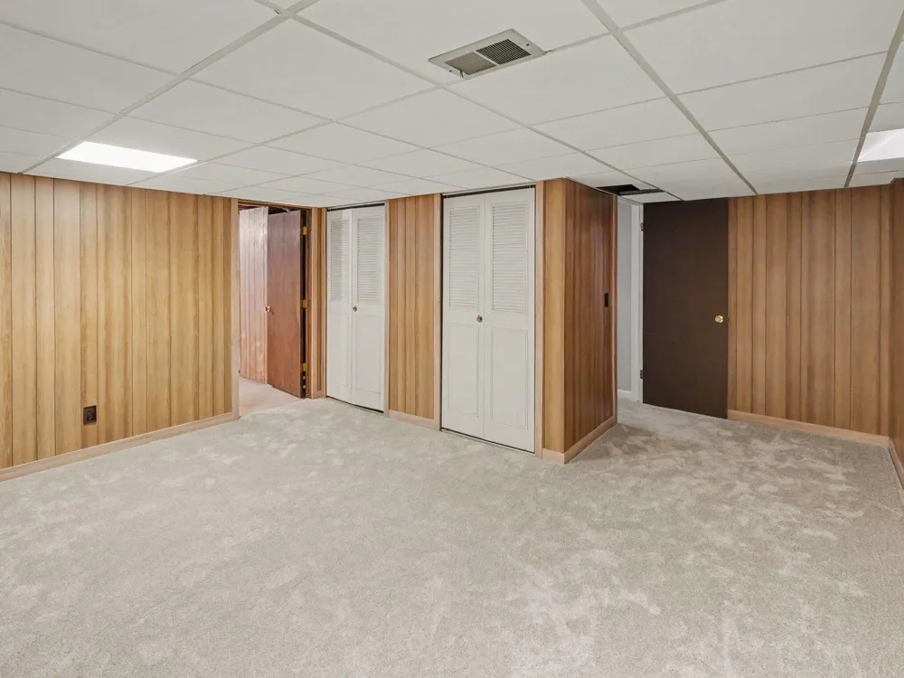 3268 Alpine Drive Ann Arbor, MI 48108