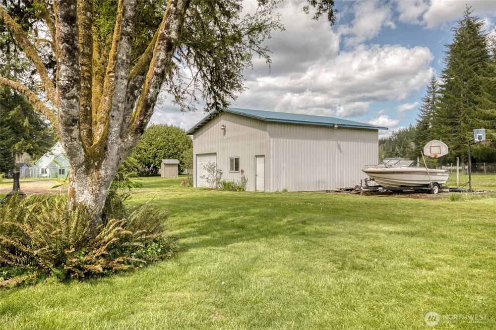 98 W Wishkah Aberdeen, WA 98520