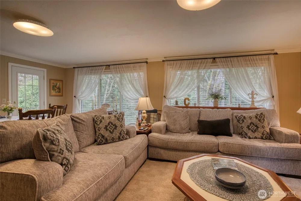 98 W Wishkah Aberdeen, WA 98520