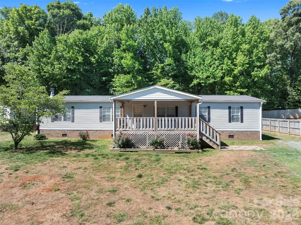 199 Sable Lane Thomasville, NC 27360