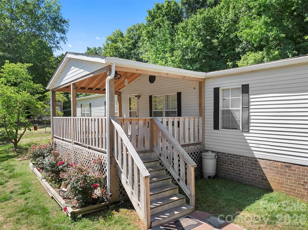 199 Sable Lane Thomasville, NC 27360