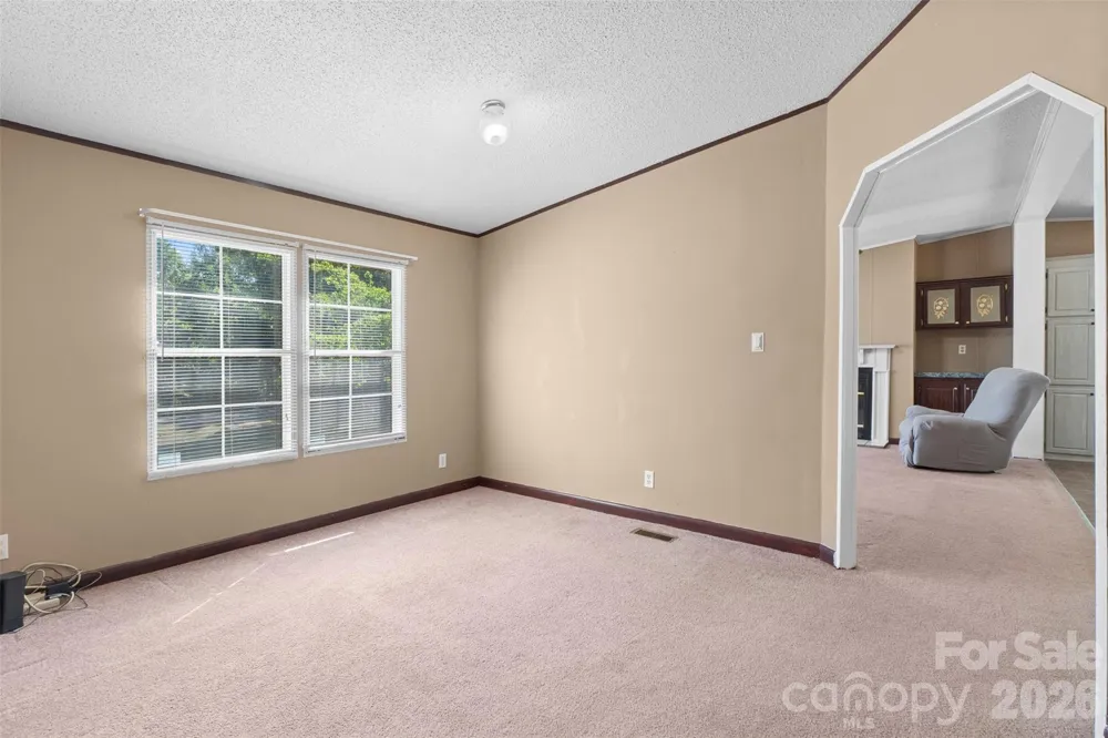 199 Sable Lane Thomasville, NC 27360