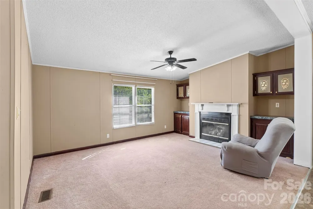 199 Sable Lane Thomasville, NC 27360