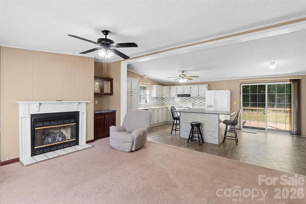 199 Sable Lane Thomasville, NC 27360