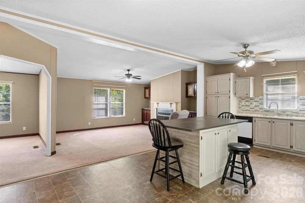 199 Sable Lane Thomasville, NC 27360