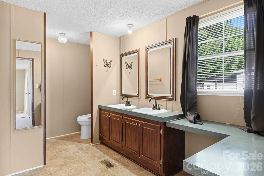 199 Sable Lane Thomasville, NC 27360