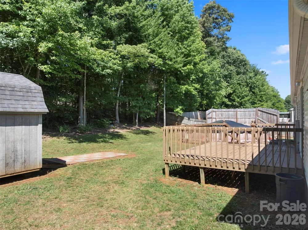 199 Sable Lane Thomasville, NC 27360