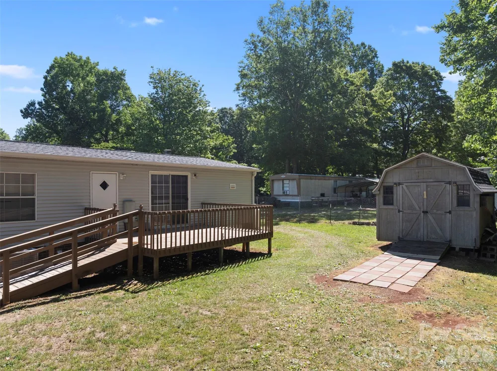 199 Sable Lane Thomasville, NC 27360