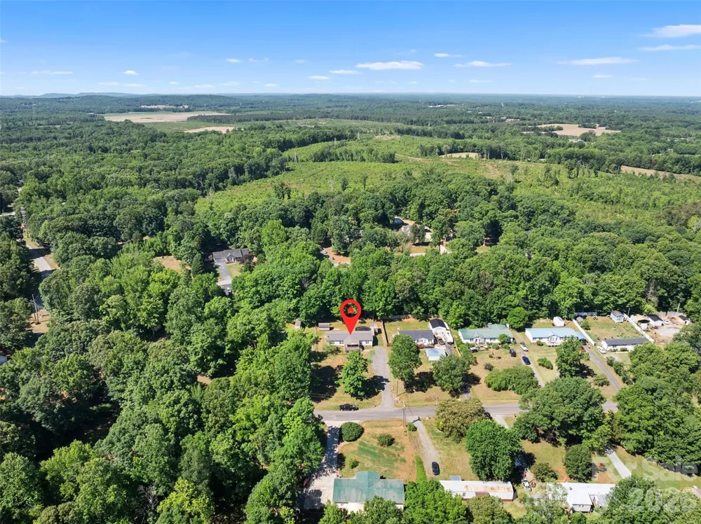 199 Sable Lane Thomasville, NC 27360