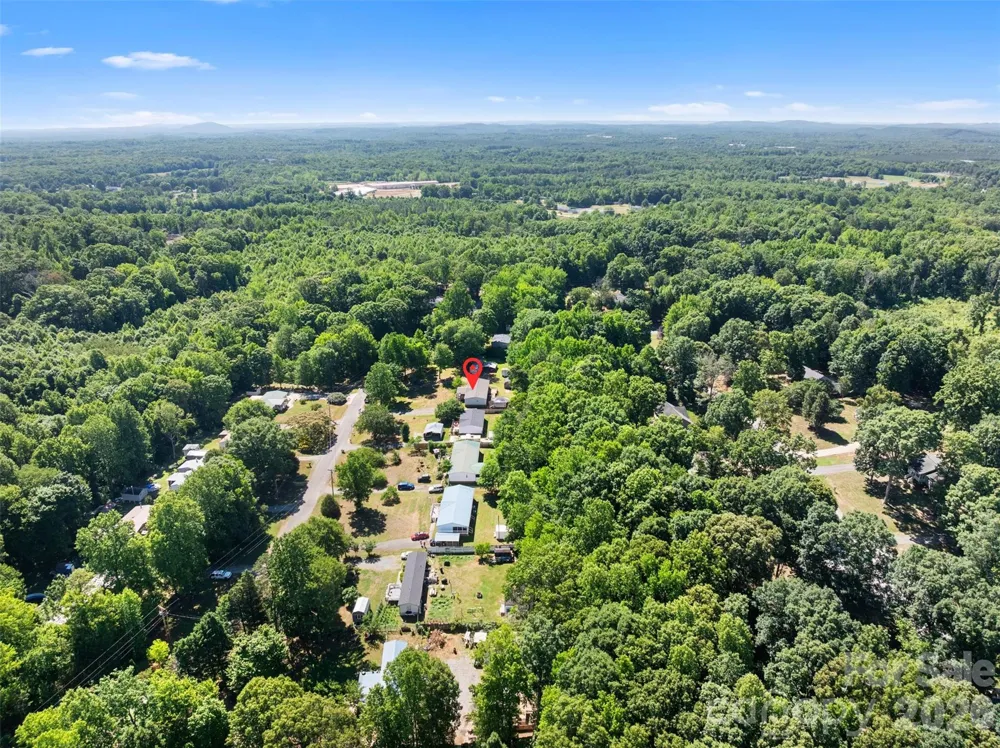 199 Sable Lane Thomasville, NC 27360