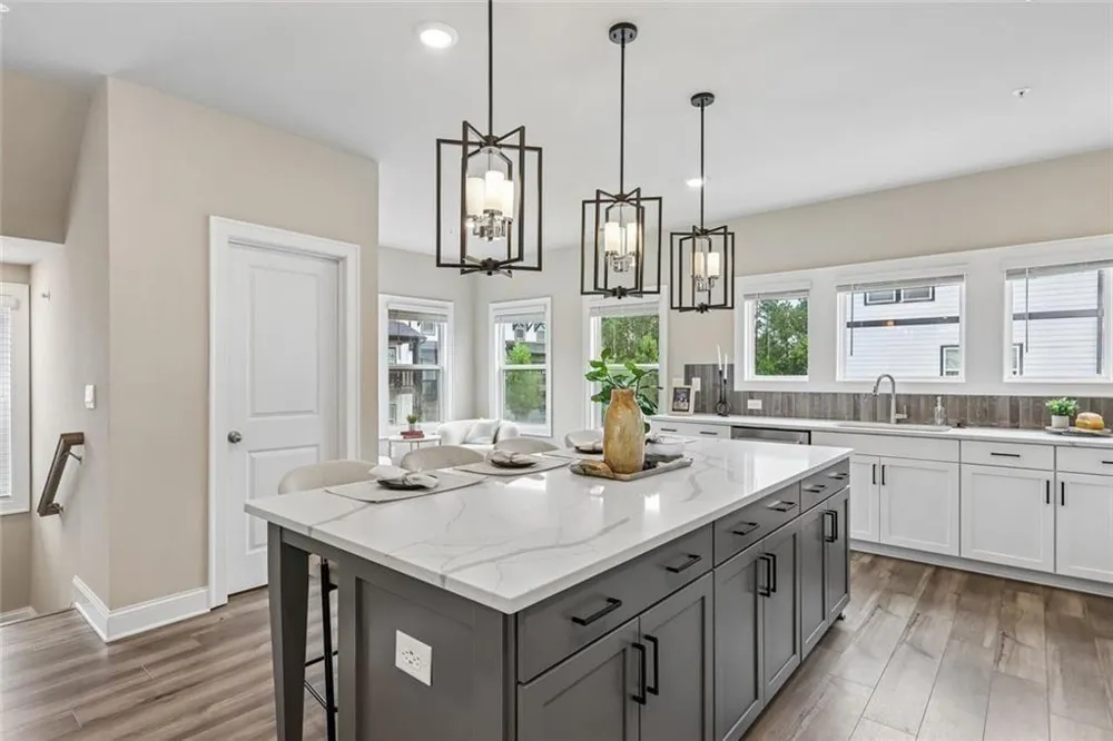 1037 Knoxboro Lane Woodstock, GA 30188