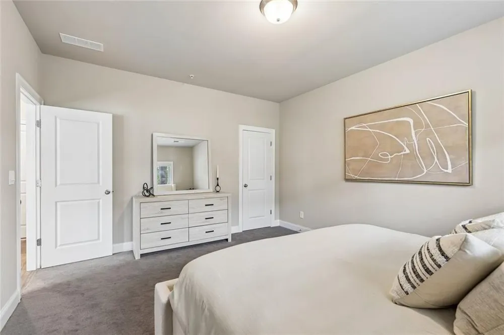 1037 Knoxboro Lane Woodstock, GA 30188