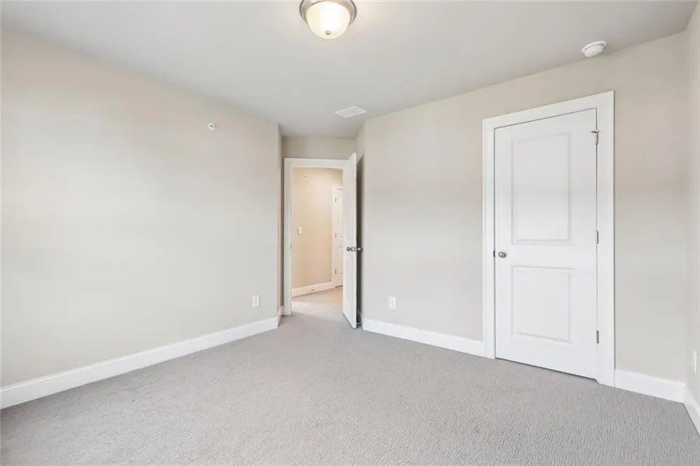 1037 Knoxboro Lane Woodstock, GA 30188