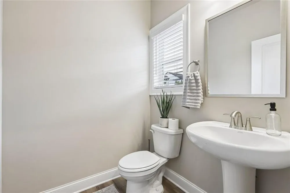 1037 Knoxboro Lane Woodstock, GA 30188