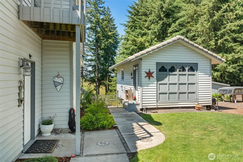 221 Dieckman Road Chehalis, WA 98532