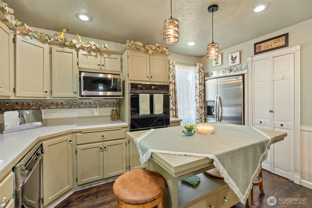 221 Dieckman Road Chehalis, WA 98532