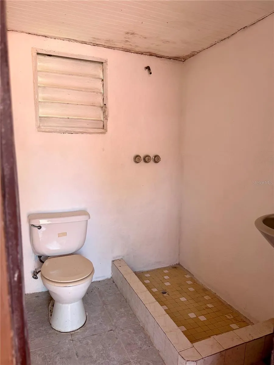 Address Not Shown Toa Baja, PR 00949