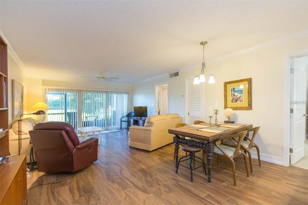 5642 PUERTA DEL SOL BOULEVARD S #142 St Petersburg, FL 33715