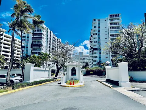 6400 ISLA VERDE AVENUE #12J