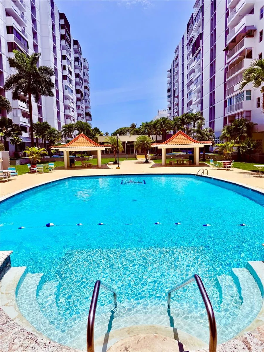 6400 ISLA VERDE AVENUE #12J Carolina, PR 00979