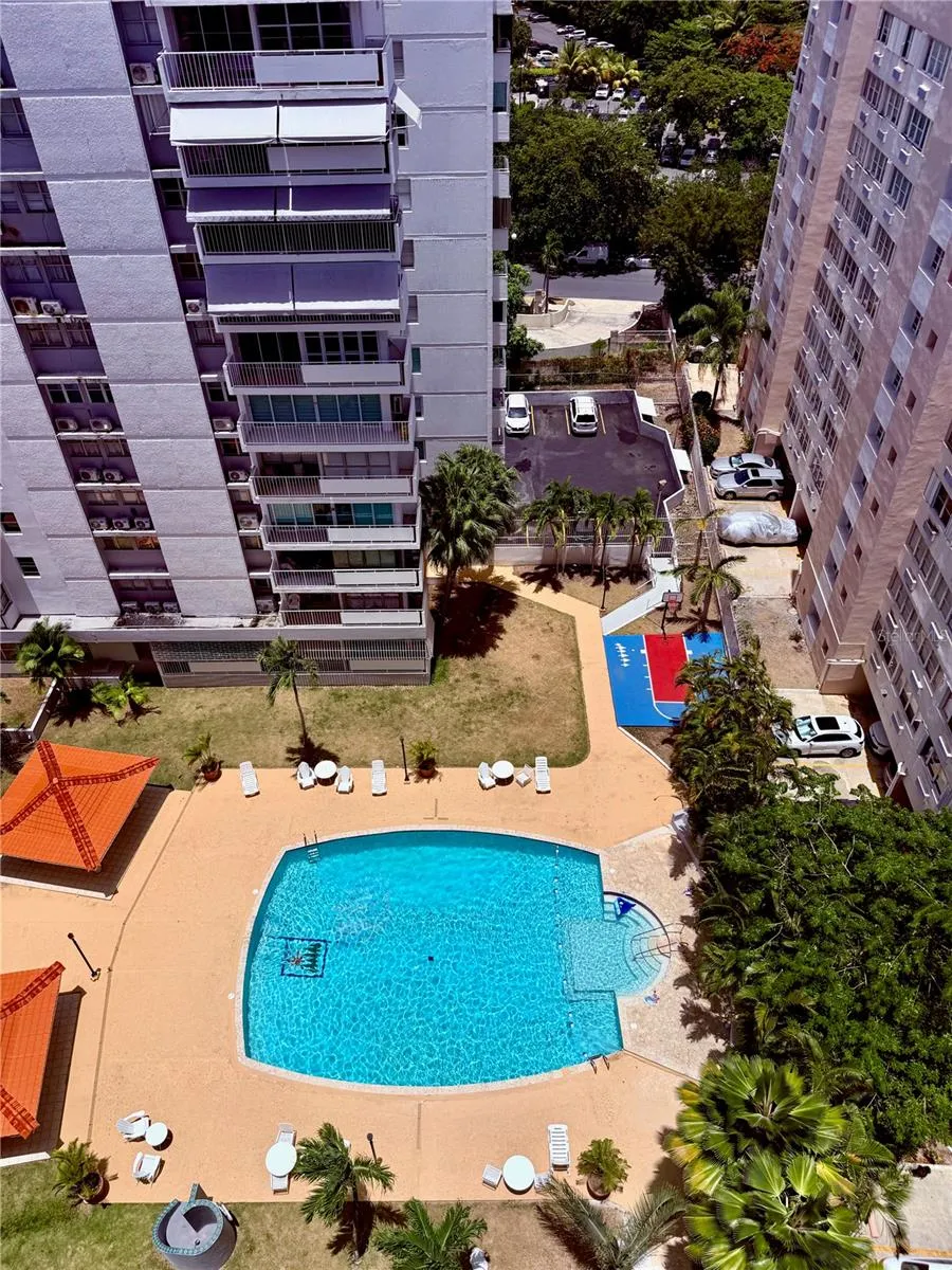 6400 ISLA VERDE AVENUE #12J Carolina, PR 00979
