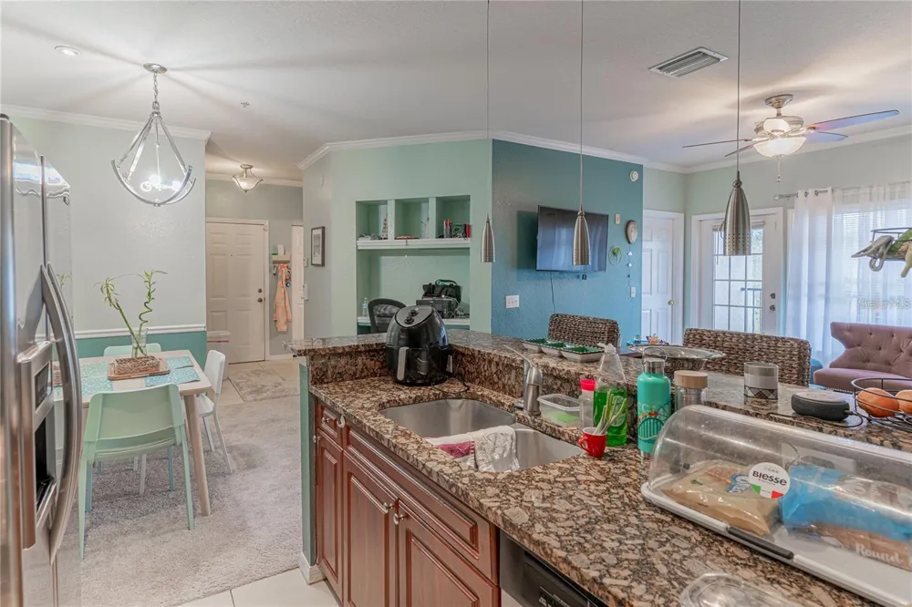 3583 CONROY ROAD #1135 Orlando, FL 32839