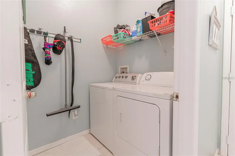 3583 CONROY ROAD #1135 Orlando, FL 32839