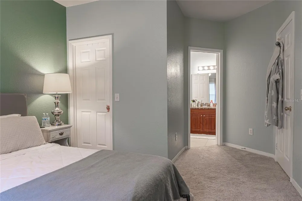 3583 CONROY ROAD #1135 Orlando, FL 32839