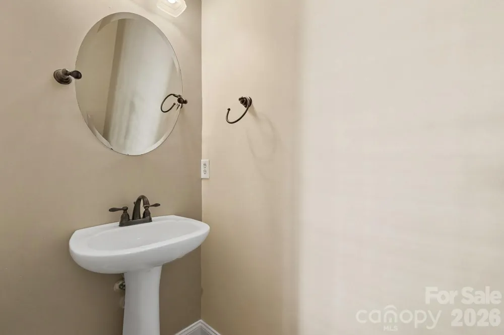 4003 Country Oaks Drive Waxhaw, NC 28173