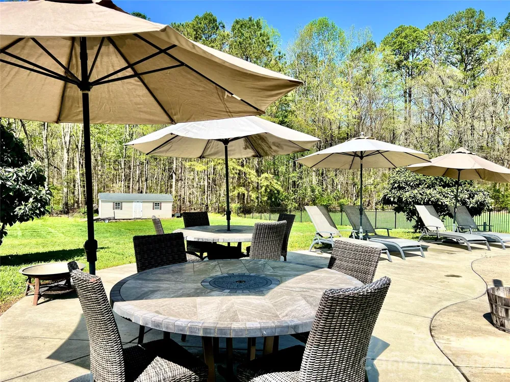 4809 Antioch Church Road Matthews, NC 28104