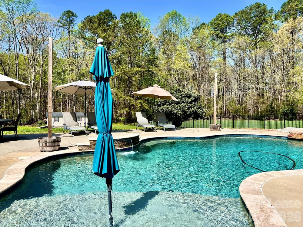 4809 Antioch Church Road Matthews, NC 28104
