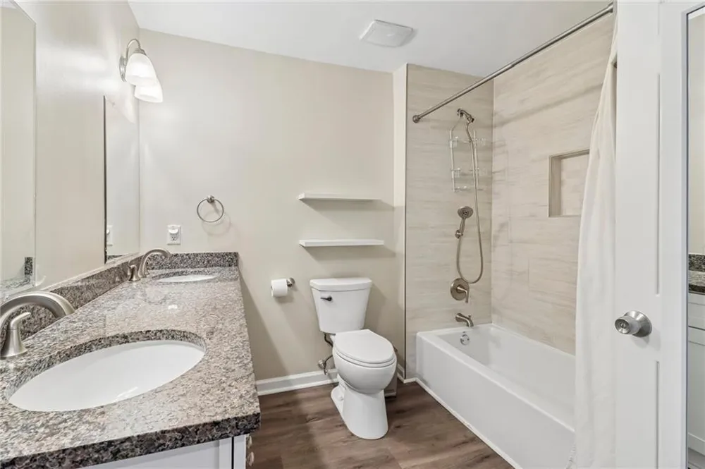 1605 Homestead Trail Alpharetta, GA 30004