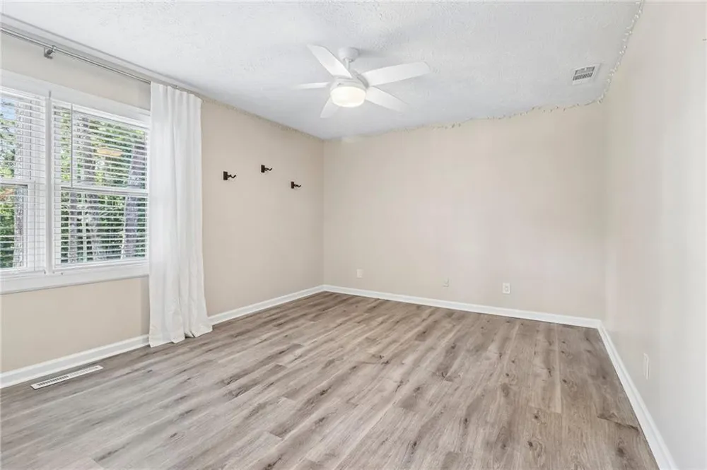 1605 Homestead Trail Alpharetta, GA 30004