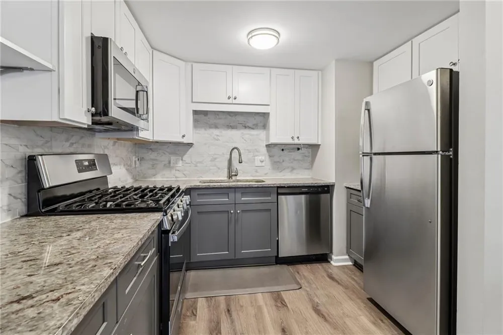 1605 Homestead Trail Alpharetta, GA 30004